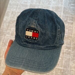 Vintage Y2K Tommy Jeans Tommy Hilfiger Denim Leather Detail Baseball Hat Flag